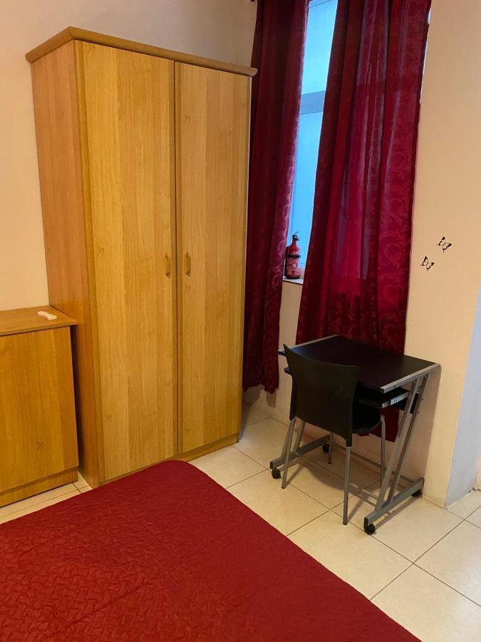 Valletta Private Room Eksteriør billede